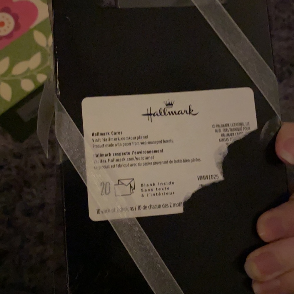 Hallmark Floral Note Set - Picture 5 of 5